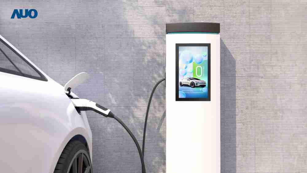 友達〝EVSE車用充電樁解決方案〞專為電動汽車充電樁設計，，，，具有高亮度、、、、克服戶外艱難環境的耐溫、、耐紫外線等特性，，，並搭載散熱性及擴充性強的高效能工業電腦，，，，可實現人機互動訴求，，如資訊顯示、、、、支付等應用